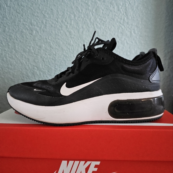 Nike | Air Max Dia Sneakers - Picture 3 of 10